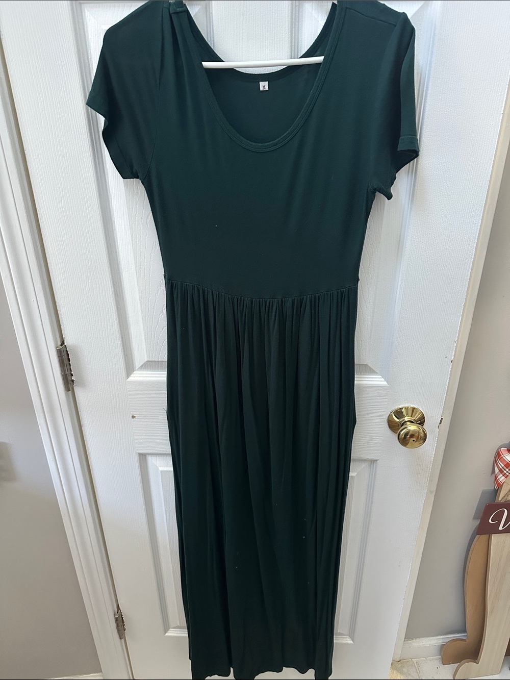 Dark Green Short-Sleeve Maxi Dress